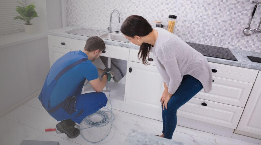 Expert burst pipe repair services in Oak Lawn, IL